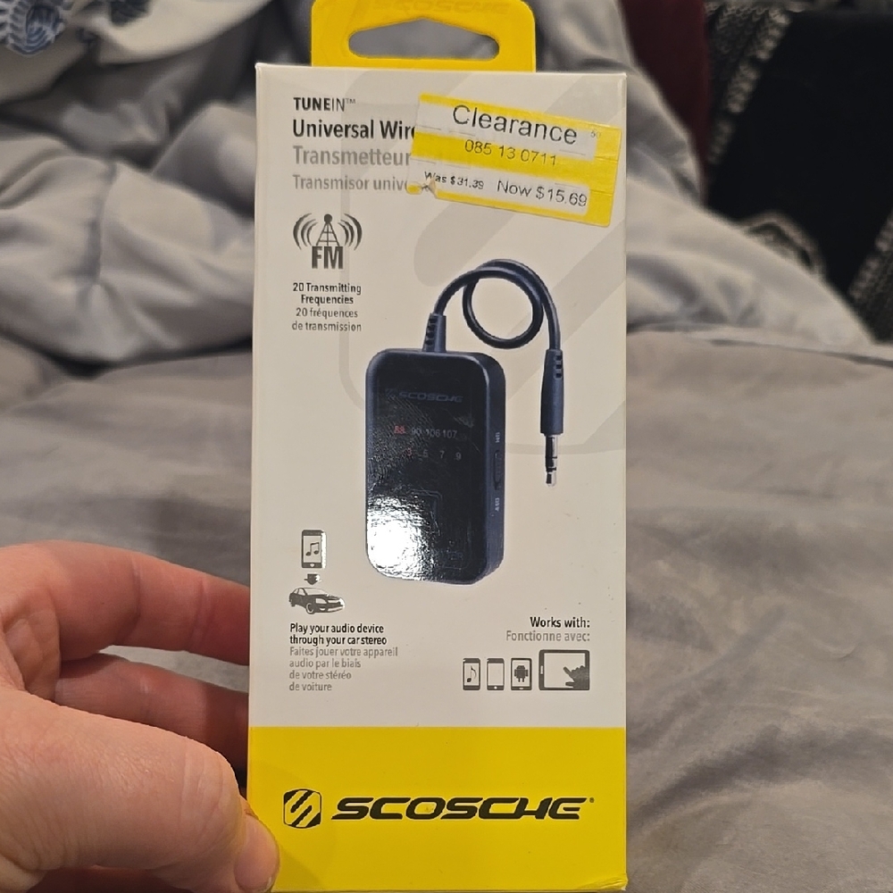 ❤️10/$16 Scosche Universal Wireless FM Transmitter - Black